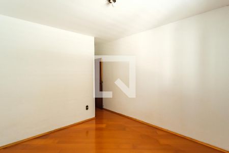 Casa à venda com 299m², 3 quartos e 2 vagasSuíte