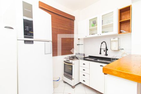 Apartamento à venda com 48m², 1 quarto e sem vaga Apartamento à venda com 48m², 1 quarto e sem vagaCozinha