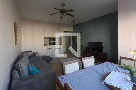 Sala de estar e jantar de apartamento para alugar com 2 quartos, 70m² em Gonzaga, Santos