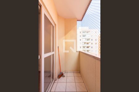 Sacada de apartamento à venda com 3 quartos, 72m² em Piratininga, Osasco