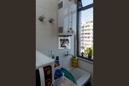 Apartamento à venda com 70m², 2 quartos e 1 vagaÁrea de Serviço