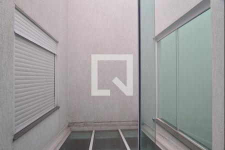 Casa à venda com 289m², 3 quartos e 4 vagasJanelas