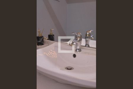 Casa à venda com 289m², 3 quartos e 4 vagasLavabo