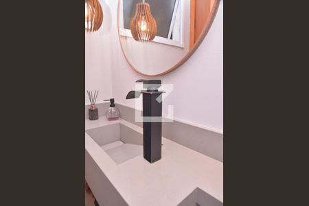 Casa à venda com 289m², 3 quartos e 4 vagasLavabo