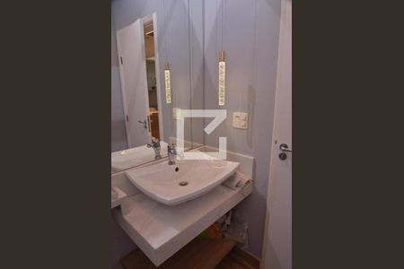 Casa à venda com 289m², 3 quartos e 4 vagasLavabo