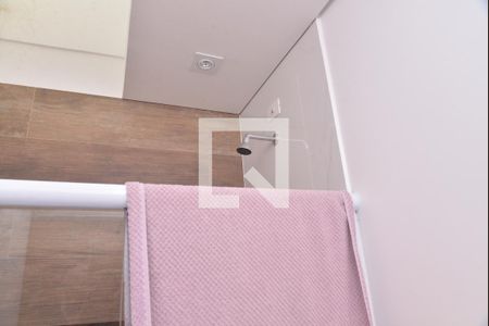 Casa à venda com 289m², 3 quartos e 4 vagasBanheiro da Suíte 2