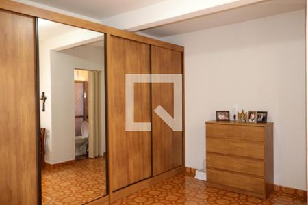 Casa à venda com 250m², 2 quartos e 1 vagaSuíte - Casa 02