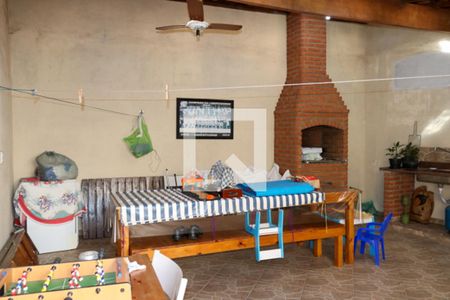 Casa à venda com 250m², 2 quartos e 1 vagaChurrasqueira