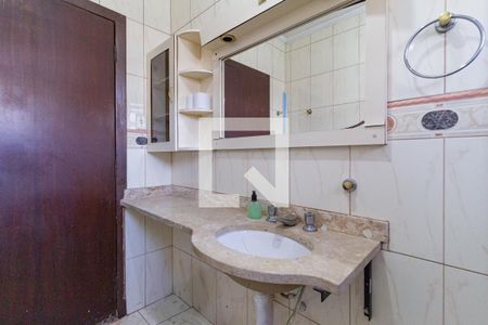 Casa à venda com 200m², 3 quartos e 2 vagasBanheiro