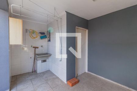 Casa à venda com 200m², 3 quartos e 2 vagasÁrea de serviço