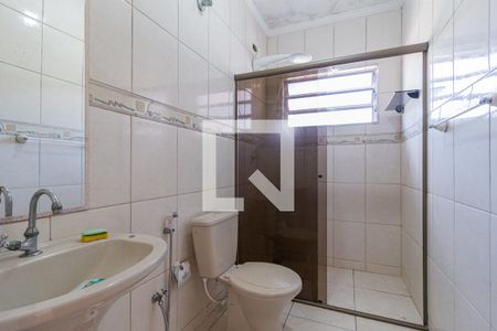 Casa à venda com 200m², 3 quartos e 2 vagasBanheiro da suíte