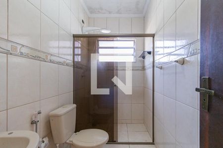 Casa à venda com 200m², 3 quartos e 2 vagasBanheiro da suíte