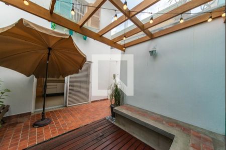 Casa para alugar com 110m², 2 quartos e 2 vagasQuintal - Churrasqueira