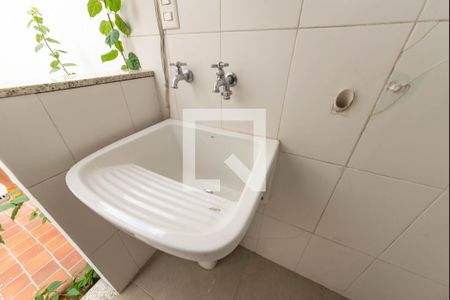 Casa para alugar com 110m², 2 quartos e 2 vagasLavanderia