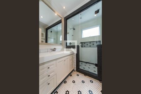 Casa para alugar com 110m², 2 quartos e 2 vagasBanheiro da Suíte