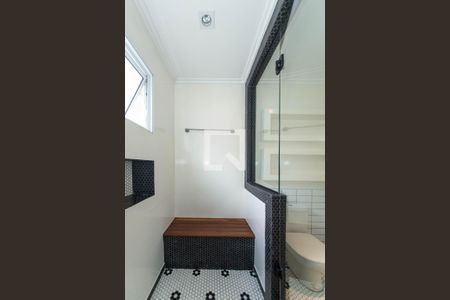 Casa para alugar com 110m², 2 quartos e 2 vagasBanheiro da Suíte