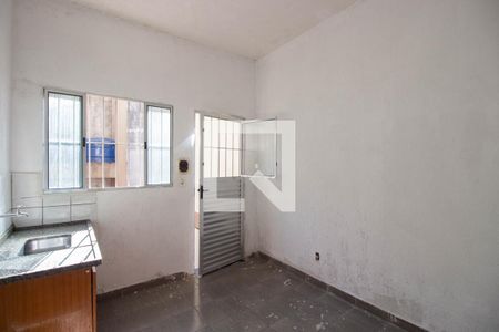 Cozinha de casa de condomínio para alugar com 1 quarto, 45m² em Cidade Líder, São Paulo