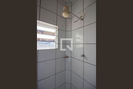 Banheiro de casa de condomínio para alugar com 1 quarto, 45m² em Cidade Líder, São Paulo