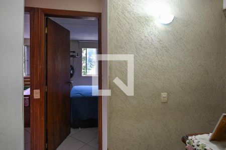 Corredor de apartamento à venda com 2 quartos, 68m² em Jardim da Saúde, São Paulo