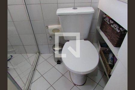Banheiro de apartamento para alugar com 2 quartos, 56m² em Jardim Monte Kemel, São Paulo