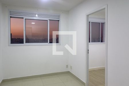 Sala/Cozinha de apartamento para alugar com 2 quartos, 40m² em Socorro, São Paulo