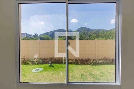 Quarto 1 Janela de apartamento para alugar com 2 quartos, 40m² em Itanhangá, Rio de Janeiro