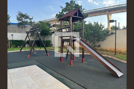 Apartamento para alugar com 54m², 2 quartos e 1 vaga Apartamento para alugar com 54m², 2 quartos e 1 vagaÁrea comum - Playground