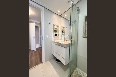 Apartamento à venda com 190m², 4 quartos e 2 vagasBanheiro da Suíte 1