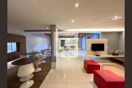 Apartamento à venda com 190m², 4 quartos e 2 vagasÁrea comum - Salão de festas