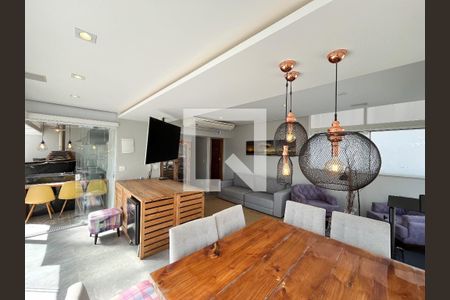 Apartamento à venda com 190m², 4 quartos e 2 vagasCobertura