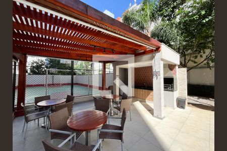 Apartamento à venda com 190m², 4 quartos e 2 vagasÁrea comum - Churrasqueira