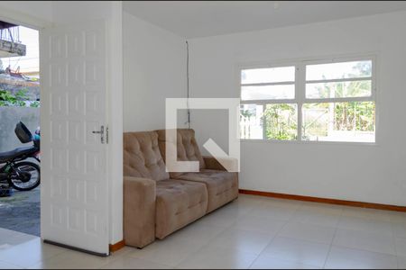 Sala de casa para alugar com 3 quartos, 90m² em Ponta das Canas, Florianópolis
