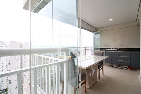 Varanda de apartamento para alugar com 2 quartos, 62m² em Vila Anastácio, São Paulo