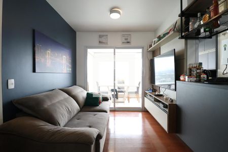 detalhe sala de tv de apartamento para alugar com 2 quartos, 63m² em Vila Anastácio, São Paulo