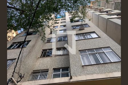 Apartamento para alugar com 70m², 2 quartos e sem vaga Apartamento para alugar com 70m², 2 quartos e sem vagaFachada