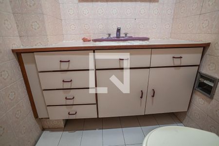 Banheiro de apartamento para alugar com 2 quartos, 70m² em Botafogo, Rio de Janeiro