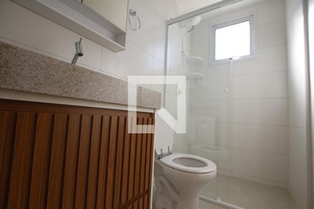 Apartamento para alugar com 64m², 2 quartos e 1 vagaDetalhe do Banheiro da Suite