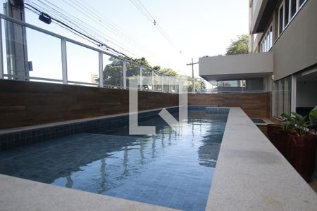 Apartamento para alugar com 64m², 2 quartos e 1 vagaÁrea comum - Piscina