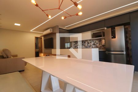 Sala de apartamento para alugar com 2 quartos, 72m² em Setor Marista, Goiânia