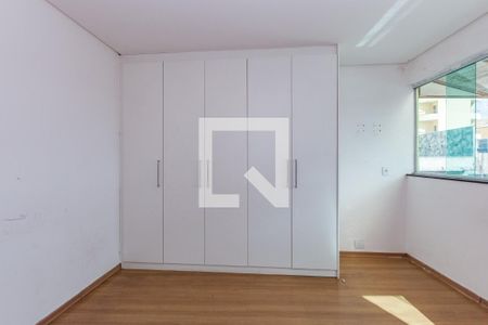 Casa à venda com 170m², 3 quartos e 1 vagaQuarto 2