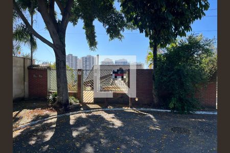 Casa à venda com 240m², 6 quartos e sem vagaFachada