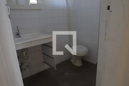 Casa à venda com 240m², 6 quartos e sem vagaBanheiro Social 2