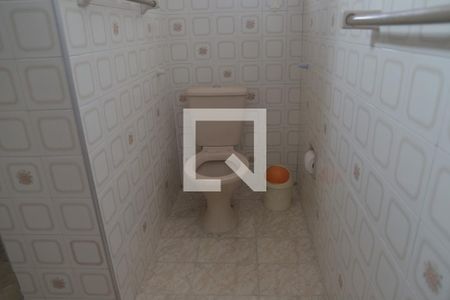 Casa à venda com 240m², 6 quartos e sem vagaBanheiro Social 1