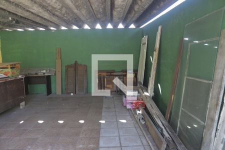 Casa à venda com 240m², 6 quartos e sem vagaGaragem