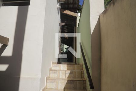Casa à venda com 240m², 6 quartos e sem vagaQuintal