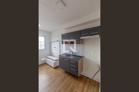Sala e Cozinha Integrada de apartamento para alugar com 1 quarto, 26m² em Guaianazes, São Paulo
