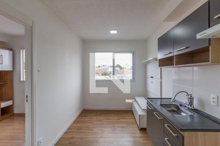 Sala e Cozinha Integrada de apartamento para alugar com 1 quarto, 26m² em Guaianazes, São Paulo