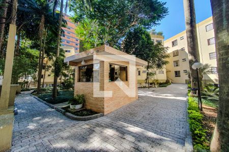 Apartamento à venda com 60m², 2 quartos e 1 vagaFachada e portaria