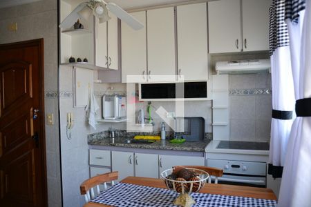 Apartamento à venda com 100m², 3 quartos e 2 vagas Apartamento à venda com 100m², 3 quartos e 2 vagasCozinha