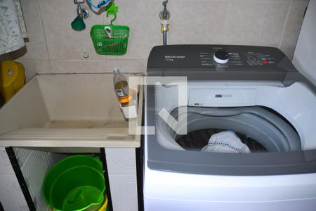 Apartamento à venda com 100m², 3 quartos e 2 vagas Apartamento à venda com 100m², 3 quartos e 2 vagasÁrea de serviço